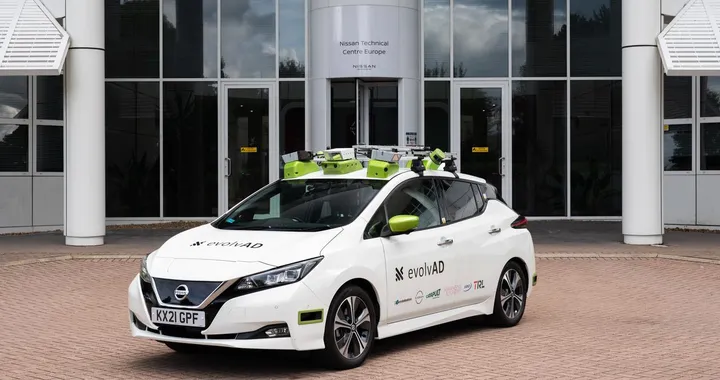 Nissan punta sulla guida autonoma con il progetto evolvAD