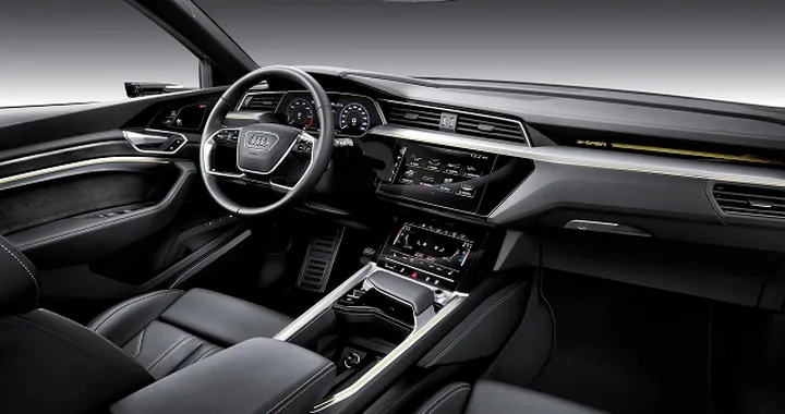 Audi e-tron: l’assistente personale Amazon Alexa debutta nell’infotainment