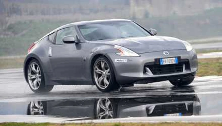 Nissan 370 Z Lev 2: long term test