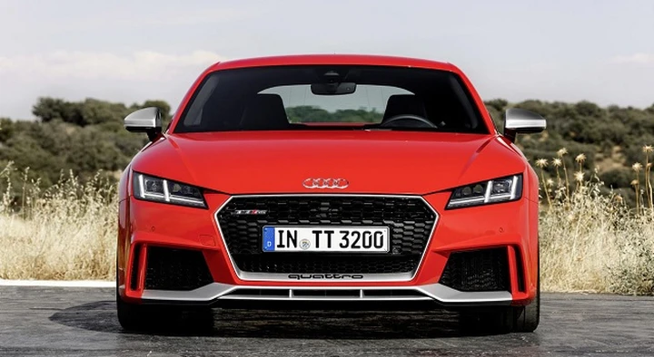 Audi: debuttano in Italia RS3 Sportback e Sedan e TT RS Coupé