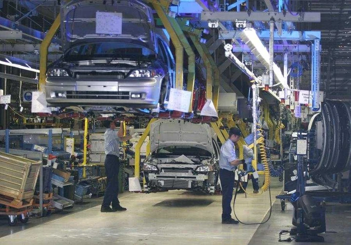 Taglio di 10.000 lavoratori GM in Europa