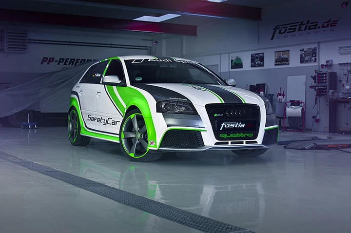 Audi RS3 safety car by Fostla.de
