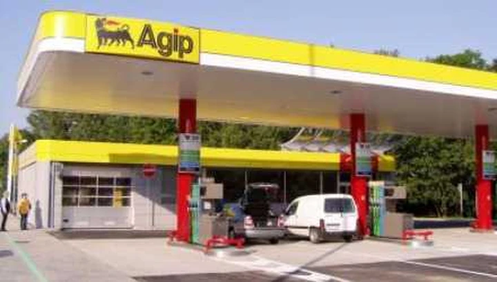 Aumenti per la benzina, Agip raggiunge quota 1,344 euro al litro
