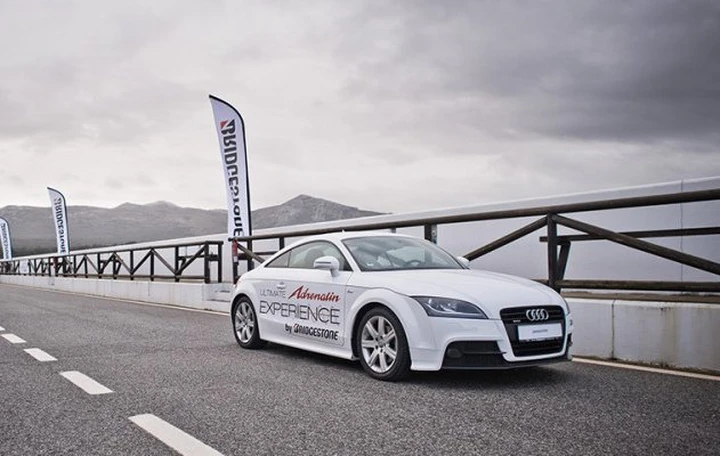 Bridgestone premiata per il lancio del nuovo Adrenalin RE002
