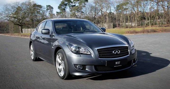 Infiniti potrebbe montare motori AMG