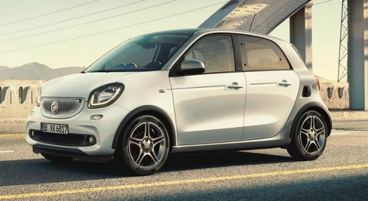 Smart Forfour nella flotta di Car2go: in anteprima a Milano