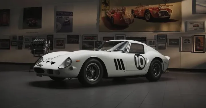 Ferrari 250 GTO unica Bianco Speciale all'asta a Kissimmee [VIDEO]
