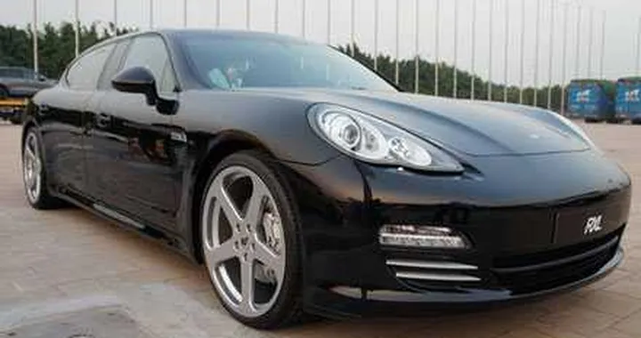 Porsche Panamera limousine by Ruf