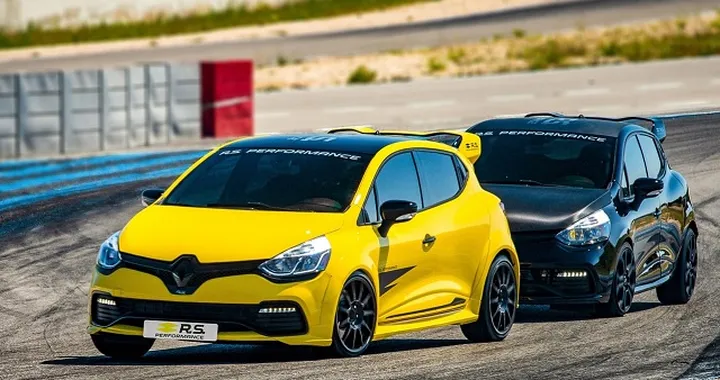 Renault: nuova gamma di accessori R.S. Performance