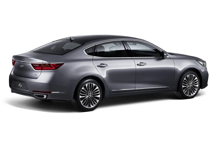 Kia Cadenza 2016