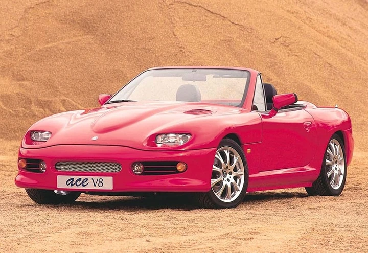 AC Ace V8: la rivisitazione del 1997 che segnò un’epoca