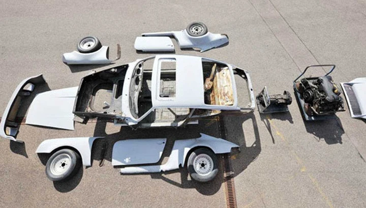 Porsche: come restaurare una 911 del '73