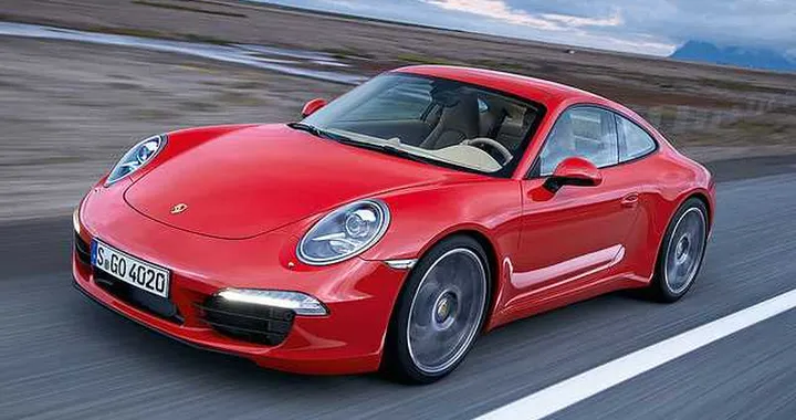 Nuova Porsche 911: foto ufficiali