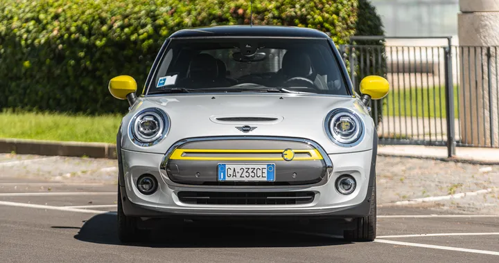 Mini elettrica