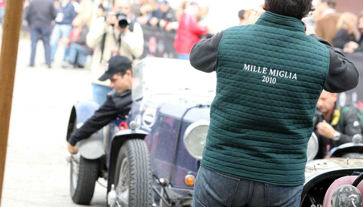 Mille Miglia 2010: la freccia rossa è partita