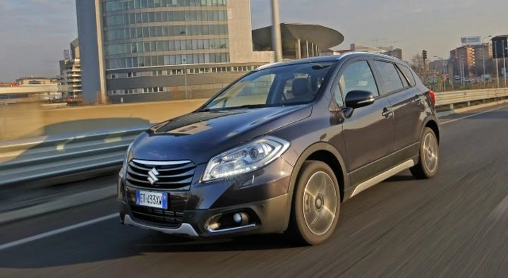 Suzuki S-Cross: porte aperte e promozioni nel weekend