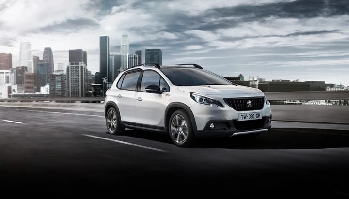 Peugeot 2008 BlueHDI EAT6: debutta l’automatico