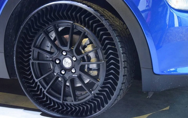 Uptis: da Michelin la gomma senza aria che non si sgonfia e non si danneggia