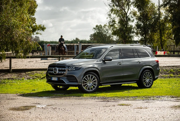 Mercedes Benz GLS 400d: la prova su strada