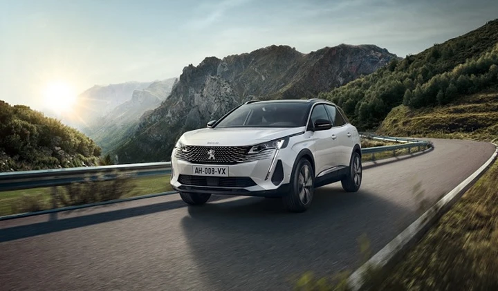 Peugeot 3008 2021: gamma, allestimenti e prezzi