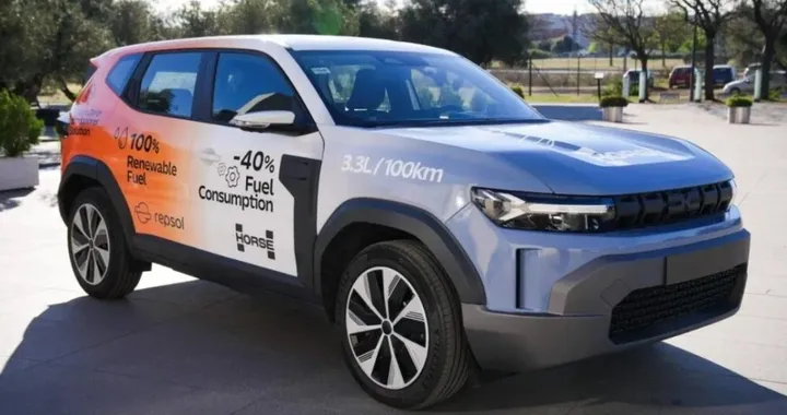 Dacia Duster da 3,3 l/100 km: il motore che può salvare il termico