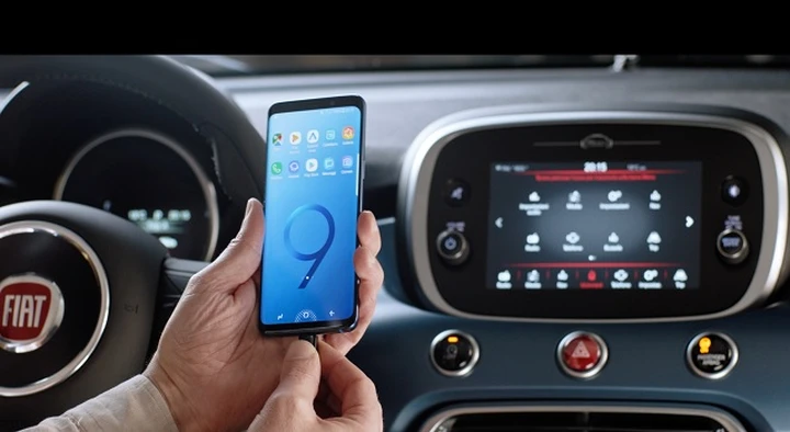 Fiat 500, 500X e 500L: in omaggio un Samsung Galaxy S9
