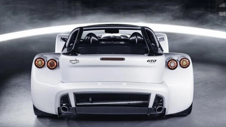 Donkervoort D8 GTO Bilster Berg da 14 esemplari