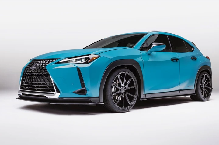 Lexus UX 250h Concept 2018: immagini ufficiali