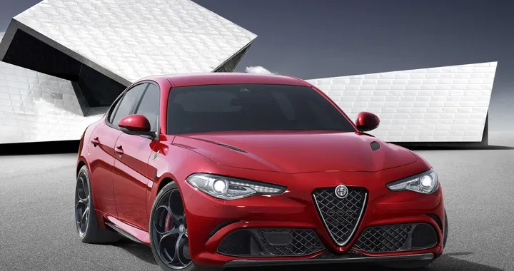 Alfa Romeo Giulia: ad aprile le prime consegne