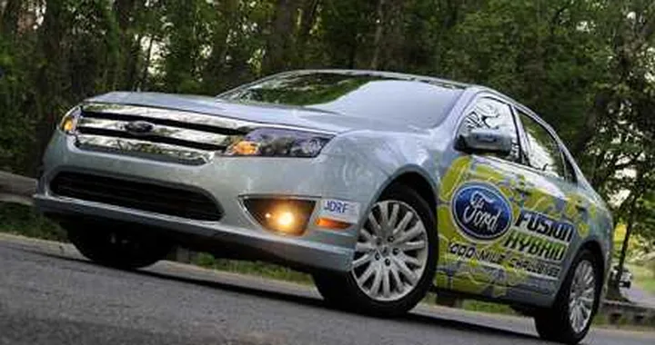 Problemi ai freni per le Ford ibride