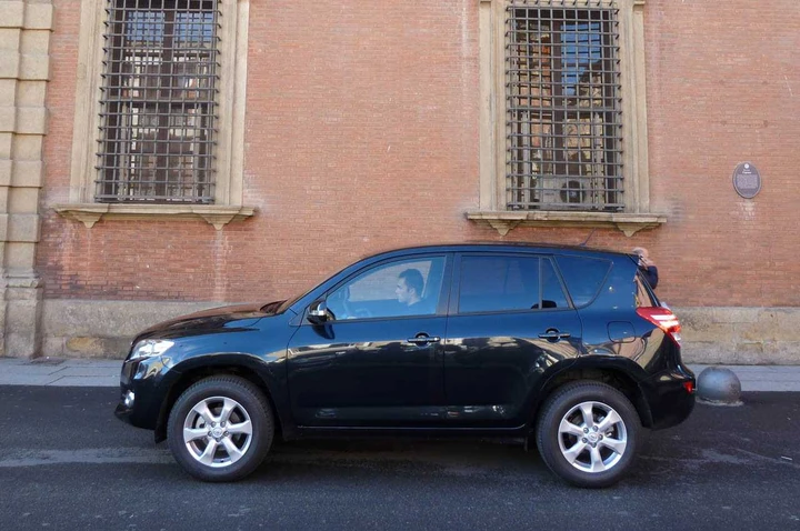 Toyota Rav4 Gpl by Tartarini