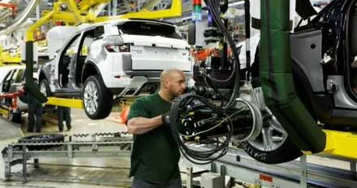Jaguar Land Rover: mille posti di lavoro a Halewood