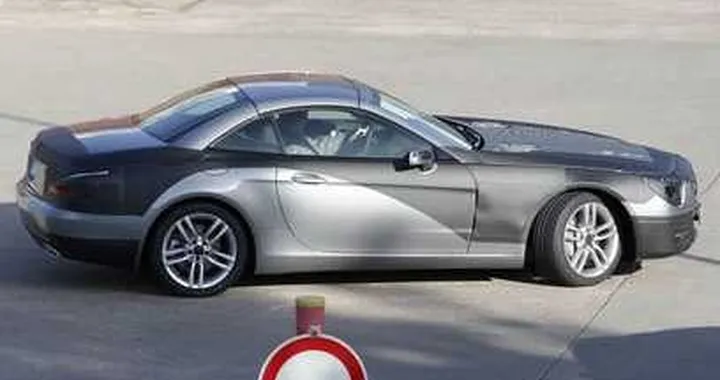 Nuova Mercedes SL 2013: avvistata durante i test