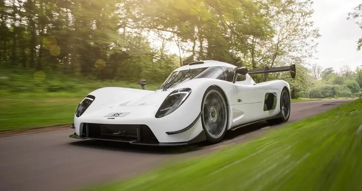 Ultima RS: fino a 1.200 CV per la nuova supercar inglese