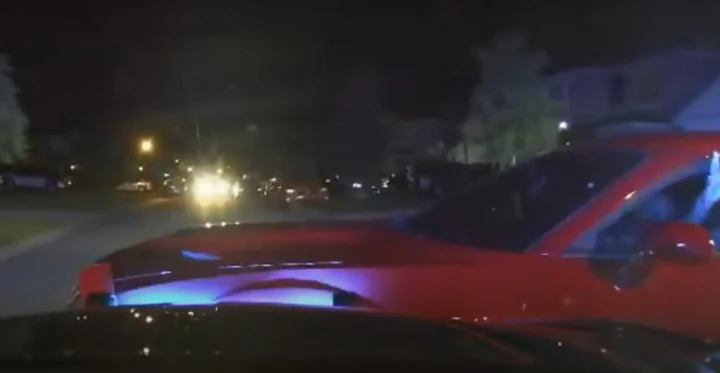 Follia sulle strade di Tampa: sfida la polizia con una Dodge Challenger, ma finisce male [VIDEO]