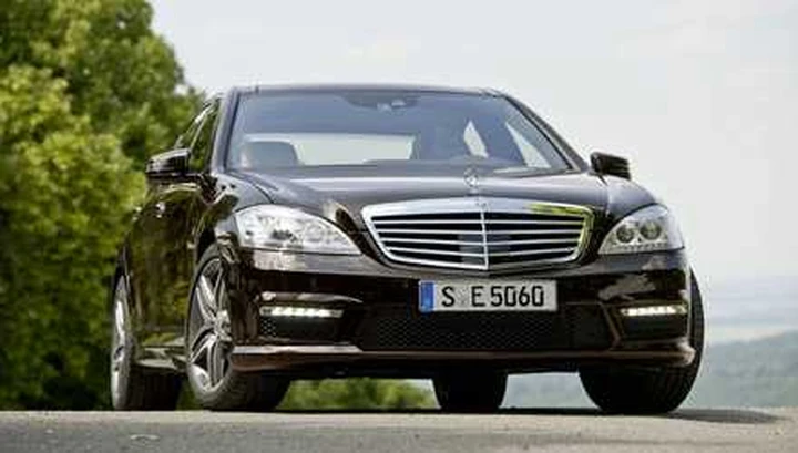 Merceds S63 AMG: l'ammiraglia va di fretta