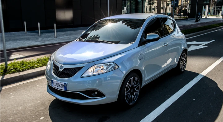 Lancia Ypsilon Mya: prezzo da 11.200 euro