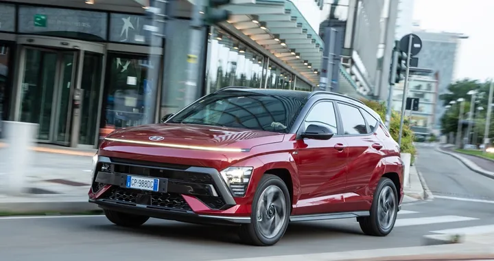 Nuova Hyundai KONA: quattro allestimenti, più spaziosa, più premium e più tech