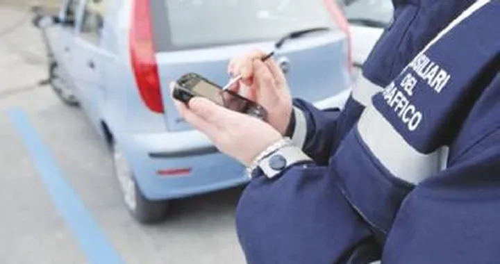 Ausiliari del traffico: verbali annullati se l’operatore non è abilitato