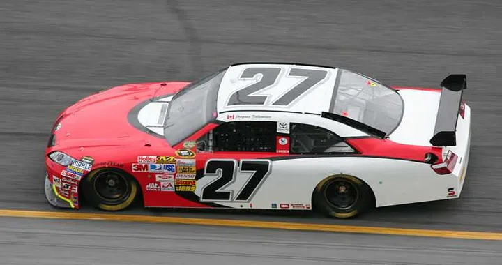 Villeneuve rientra nella Nascar