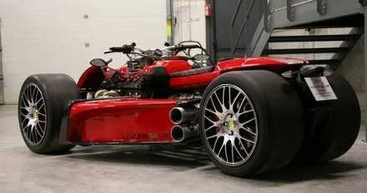 Lazareth: il quad con il motore di una Ferrari 308