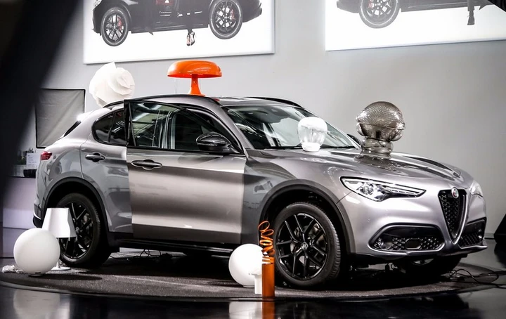 Alfa Romeo B-Tech: stile brunito e tanta tecnologia