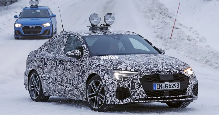 Audi A3 ed S3 berlina: le foto spia