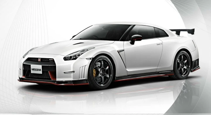 Nuova Nissan GT-R Nismo: ancora più estrema