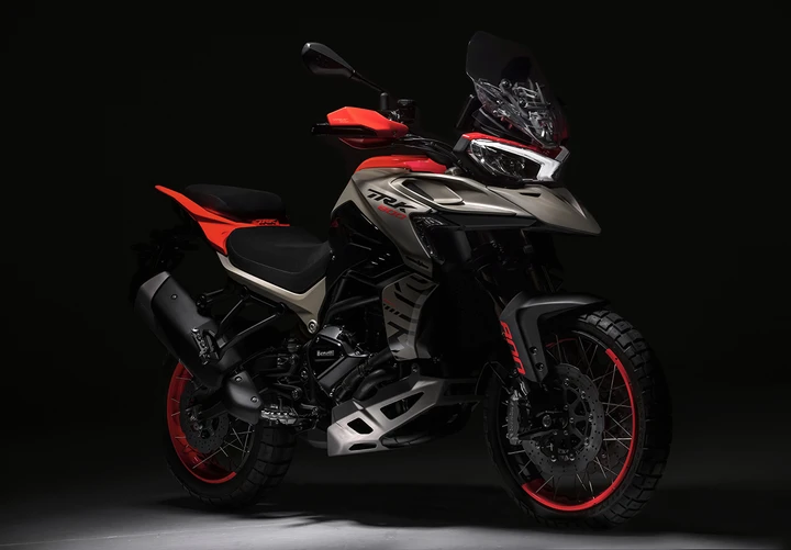 Benelli TRK 800: com'è fatta e quando arriva?