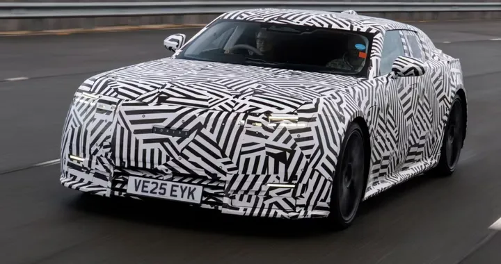 Jaguar Type 01 sostituirà la “Jaguar rosa”: debutto nel 2026