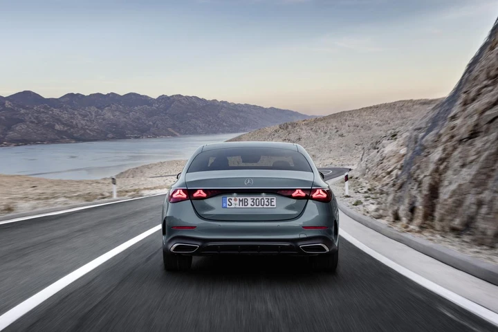 Mercedes Classe E 2023 Italia