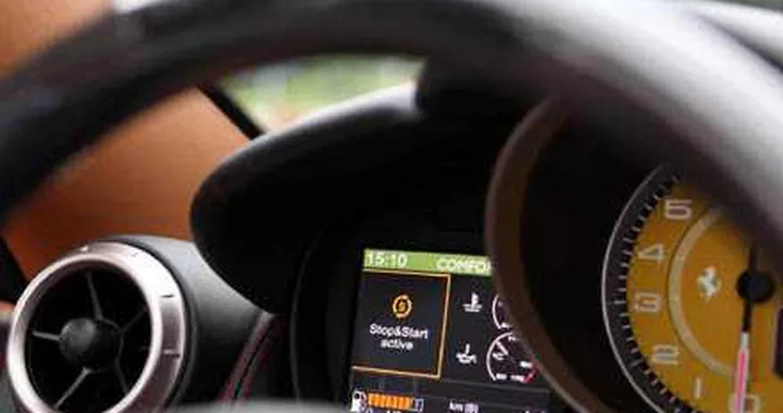 Ferrari California HELE: emozioni su, CO2 giù