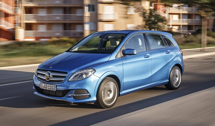 Mercedes Classe B 2015, restyling di sostanza