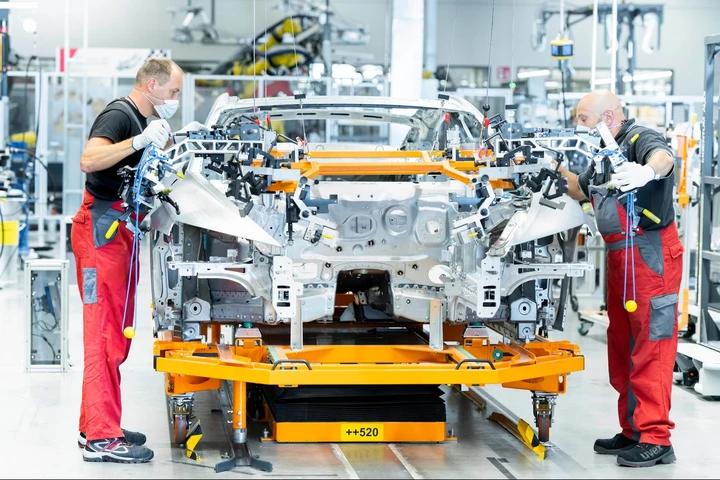 Audi e-tron GT: fasi di sviluppo e produzione